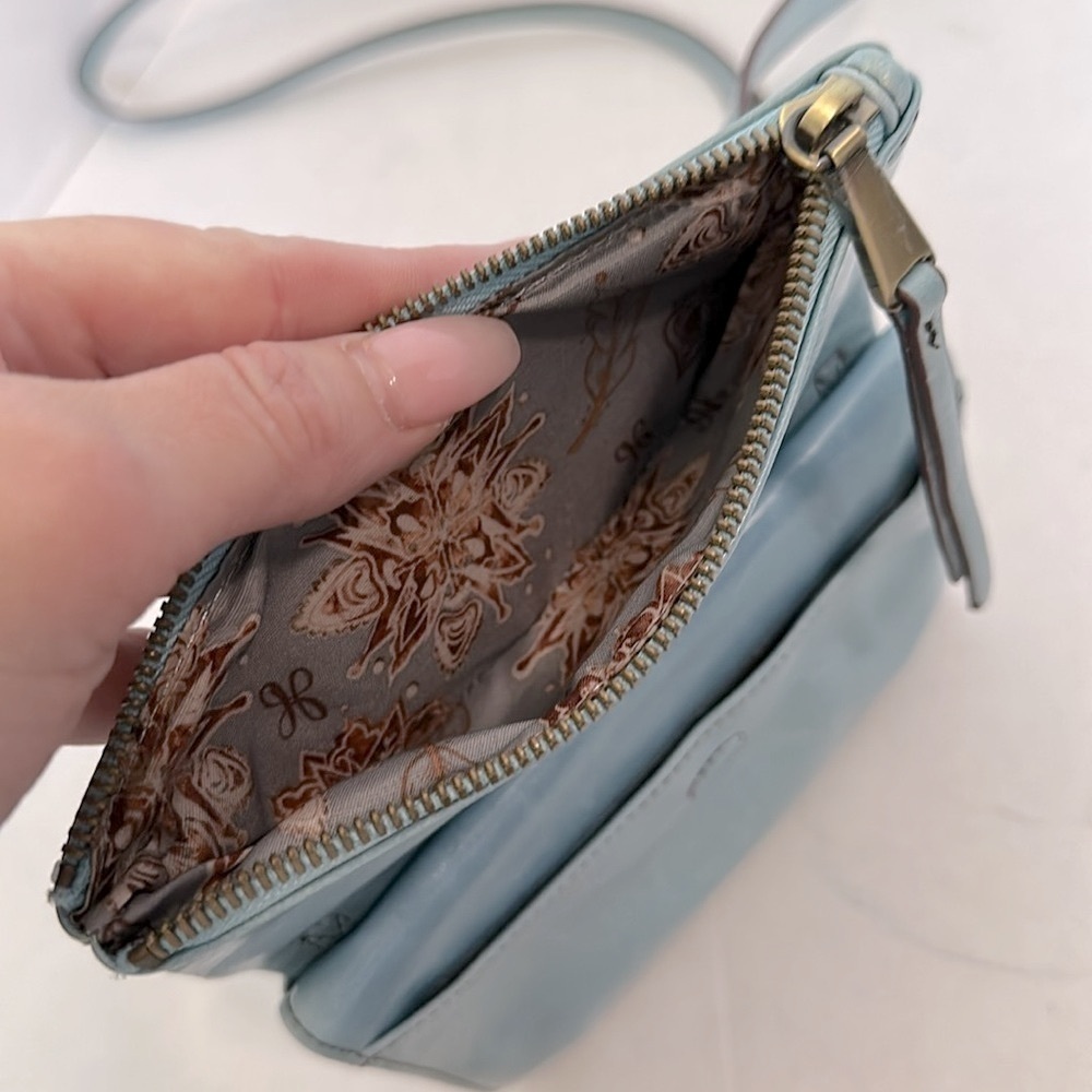 Women's Hobo International Glade Leather in Mist Blue NWOT - Picture 8 of 15